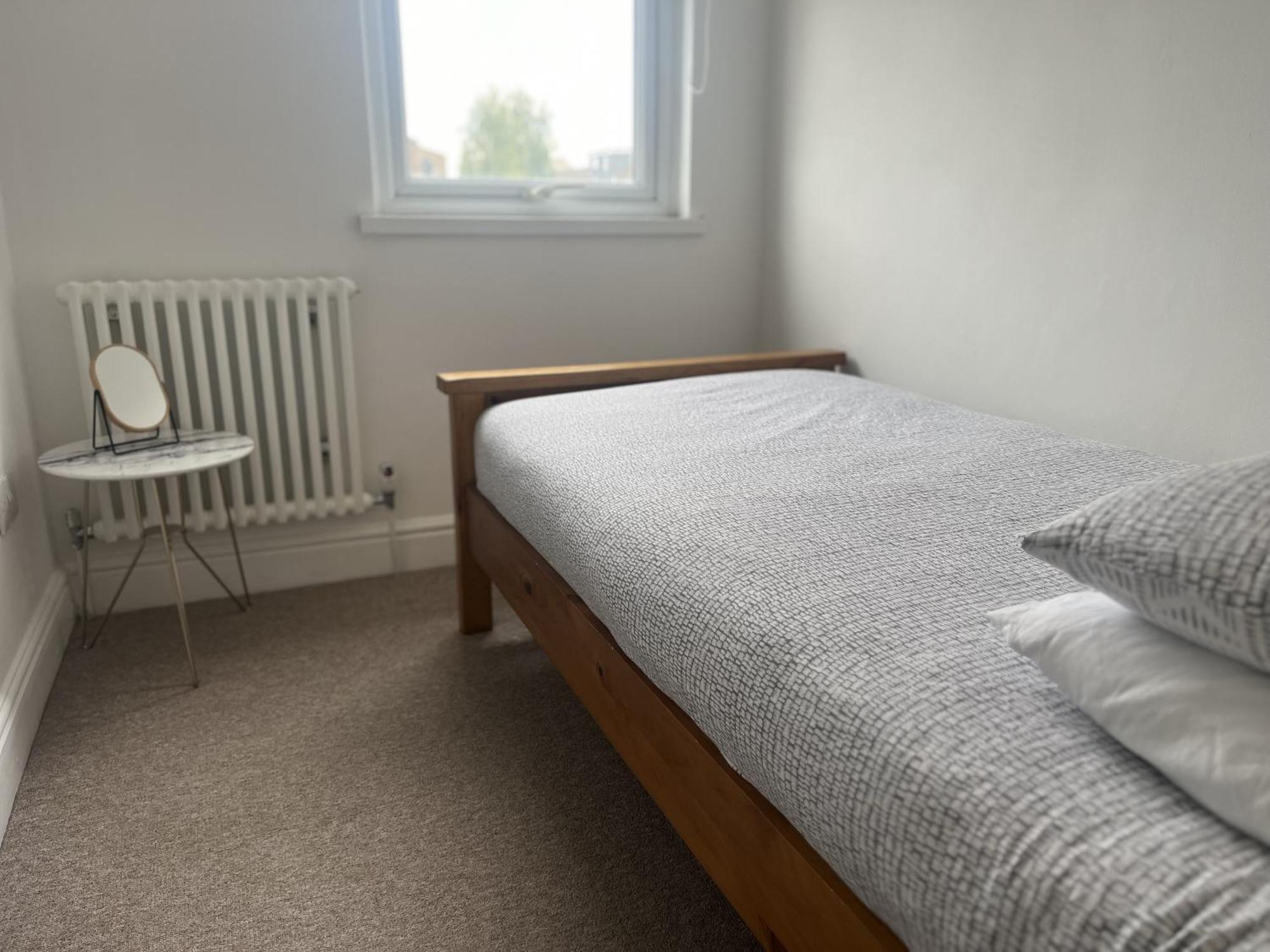 City Reach Retreat Spacious 4Bed House Startford Maryland Great Transport Links London Exterior foto