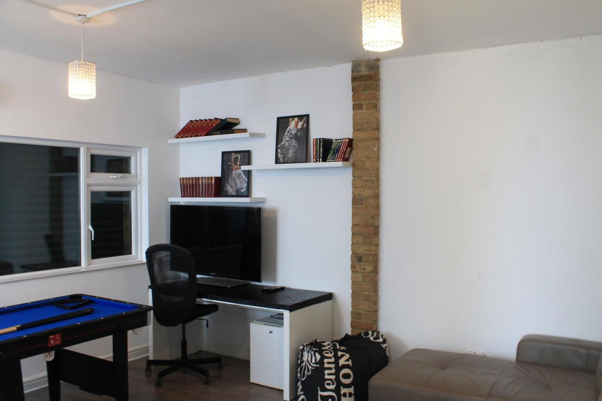 City Reach Retreat Spacious 4Bed House Startford Maryland Great Transport Links London Exterior foto